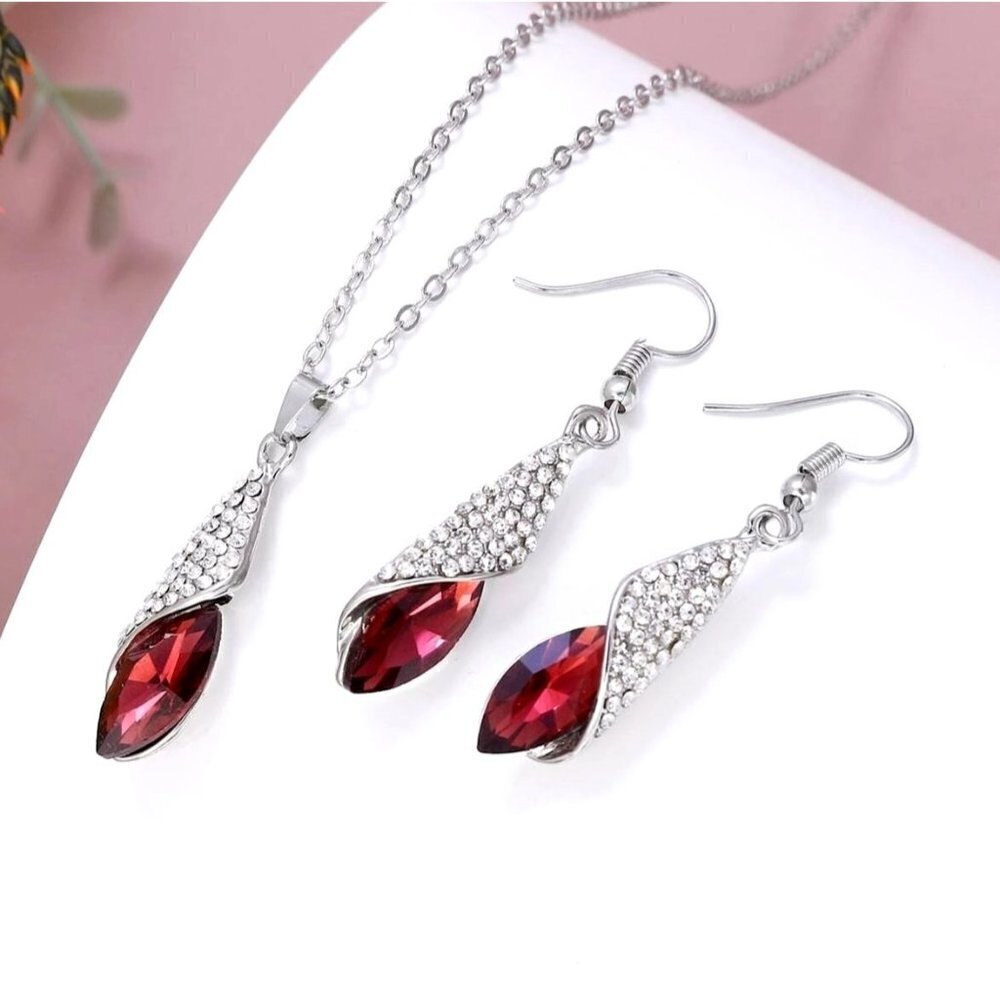 Dark Red Faceted Stone Rhinestone Silver 3 Piece Jewelry Set